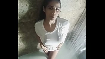 Poonam Pandey Actress Model Insta